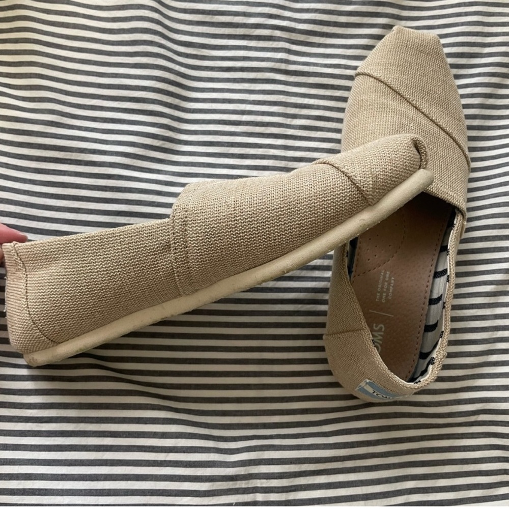 Toms Tan Women's Flats